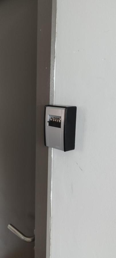 Au Pied Du Mur Huy Bagian luar foto